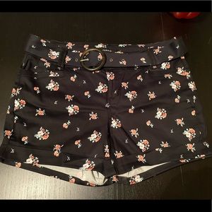 Torrid Size 16 floral shorts